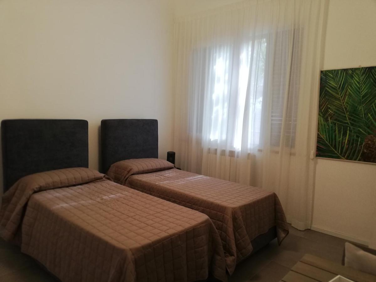 Mondello Felix - Appartamenti In Villa A 600M Dal Mare 외부 사진