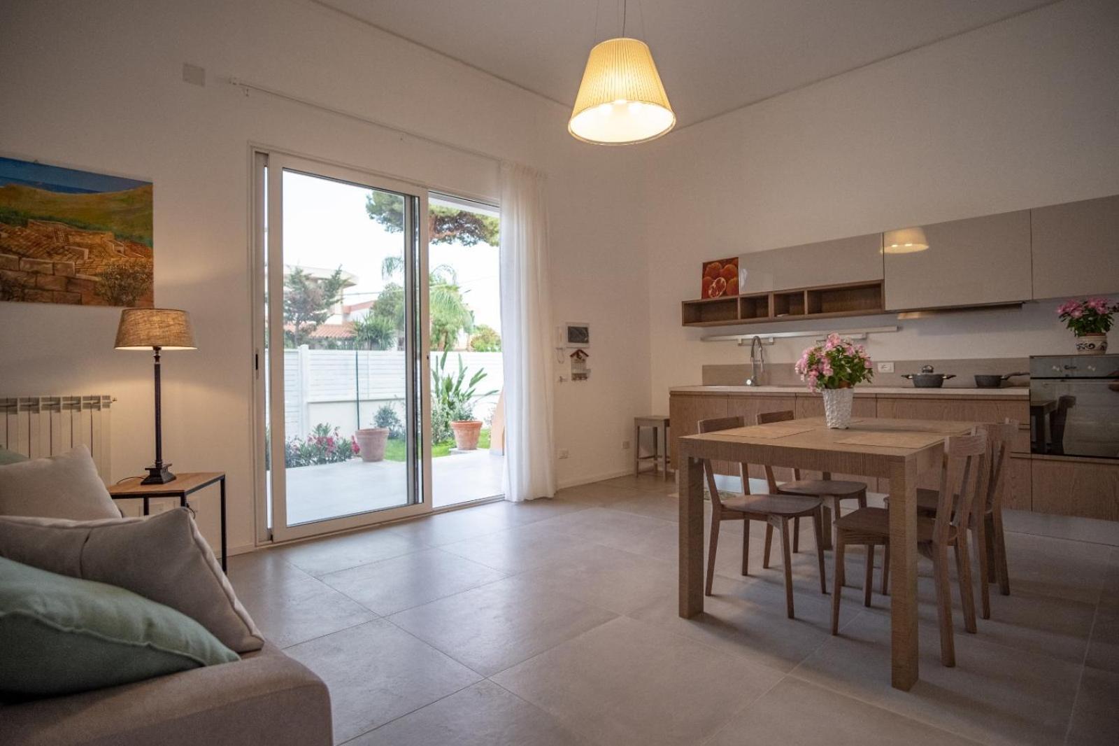 Mondello Felix - Appartamenti In Villa A 600M Dal Mare 외부 사진