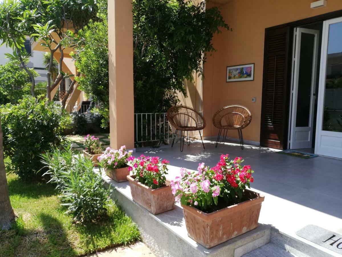 Mondello Felix - Appartamenti In Villa A 600M Dal Mare 외부 사진